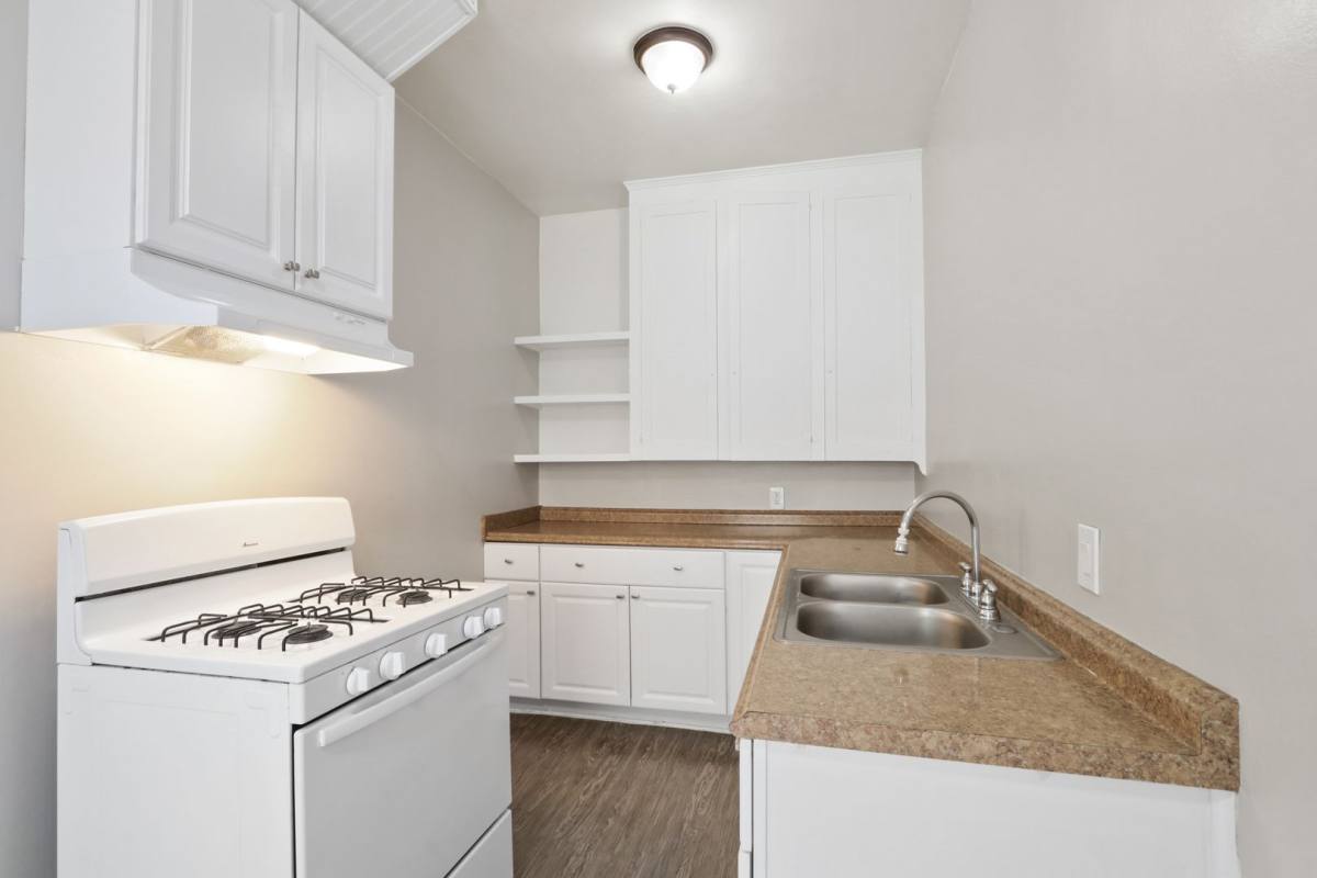 Apartment for rent at 3621 S Pacific Ave, San Pedro, CA 90731