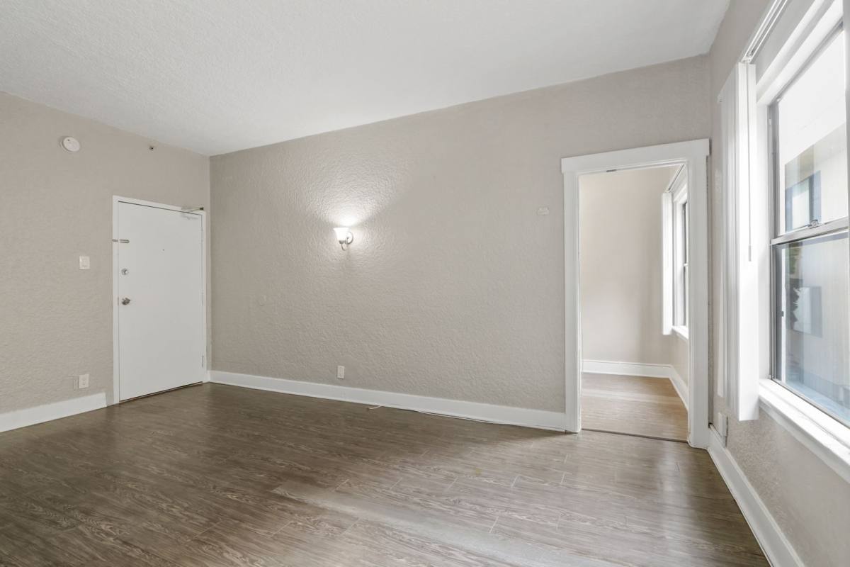 Apartment for rent at 3621 S Pacific Ave, San Pedro, CA 90731