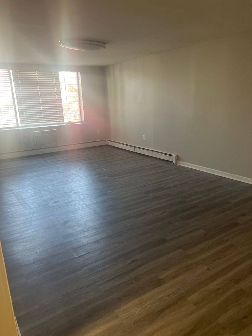 Apartment for rent at 100 Prospect Ave, Hartford, CT 06106