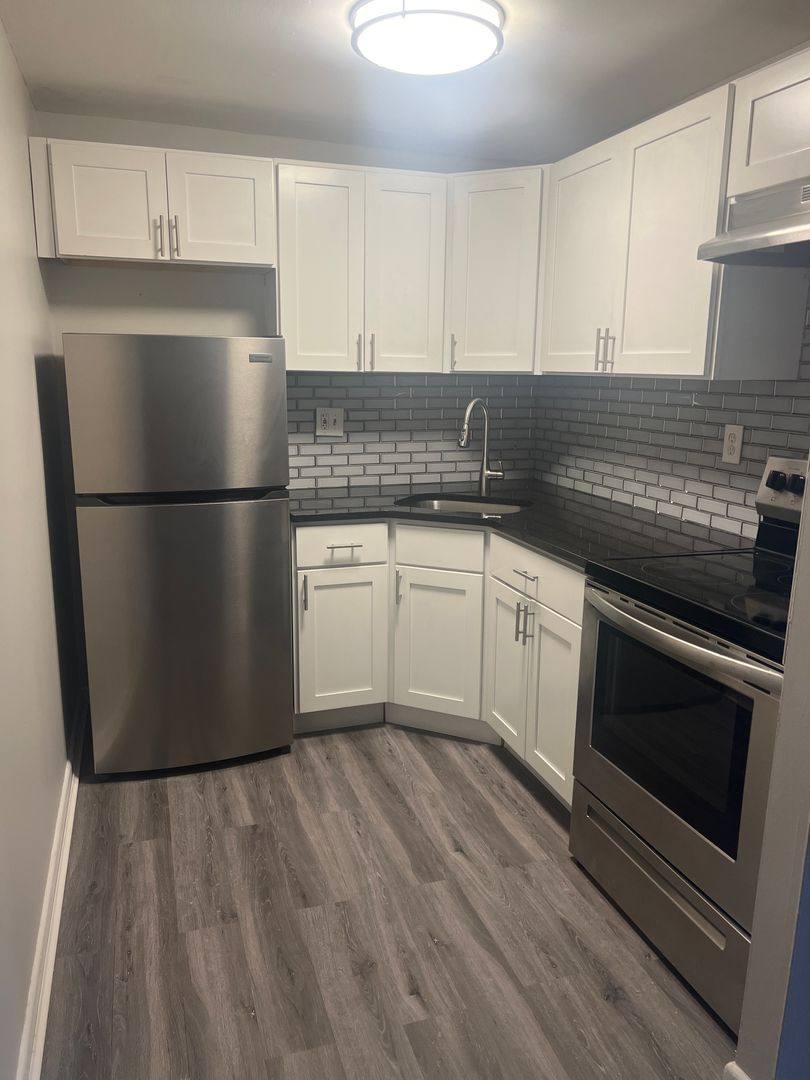 Apartment for rent at 100 Prospect Ave, Hartford, CT 06106