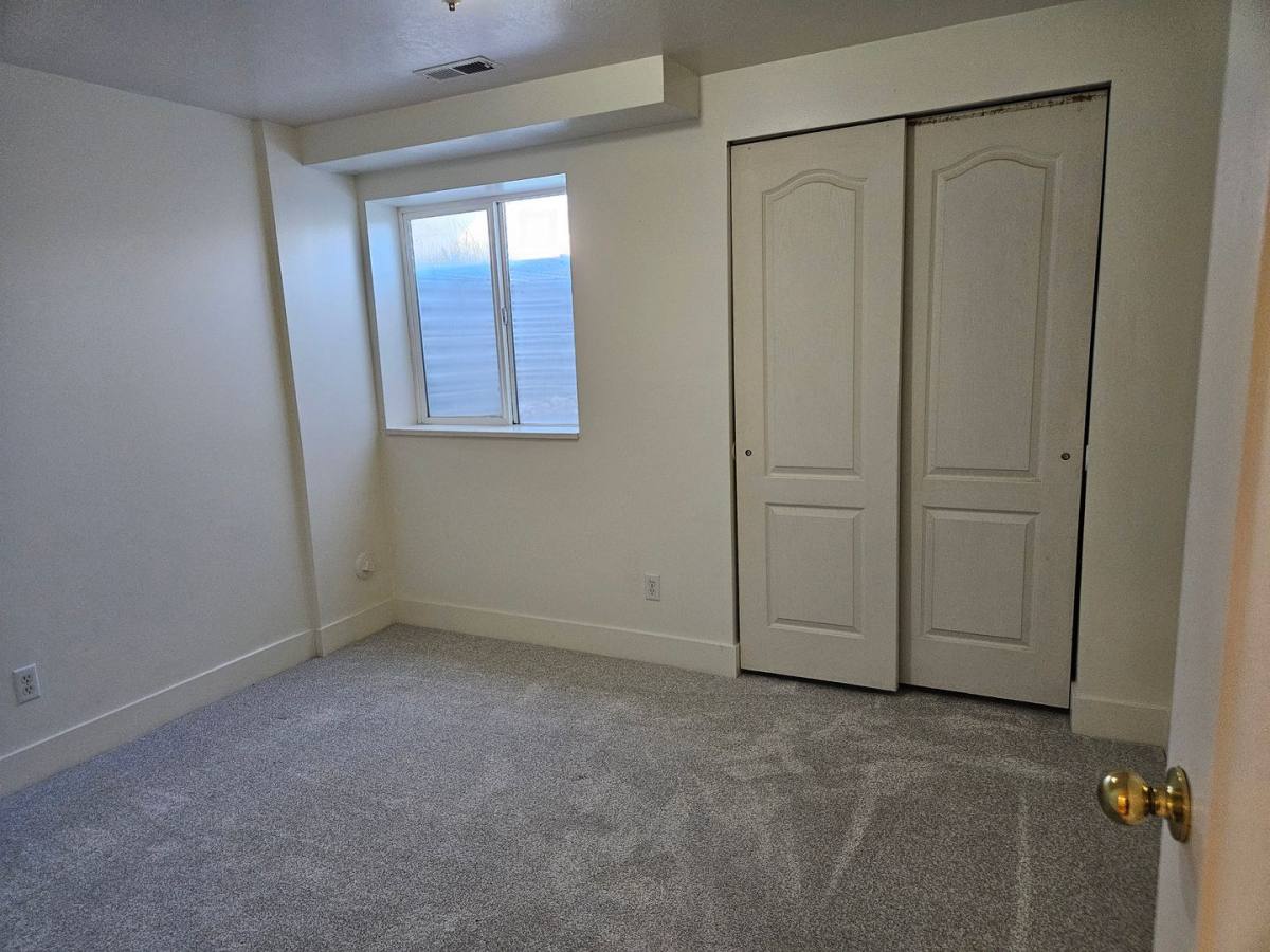 Apartment for rent at 4698 Colander Dr, West Jordan, UT 84088