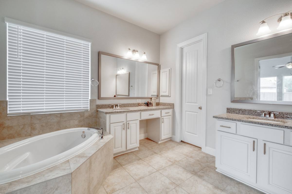 Apartment for rent at 18012 Leccion Dr, Pflugerville, TX 78660