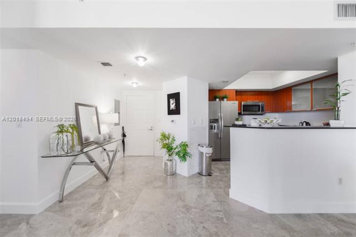 Condo for rent at 16699 Collins Ave, North Miami Beach, FL 33160