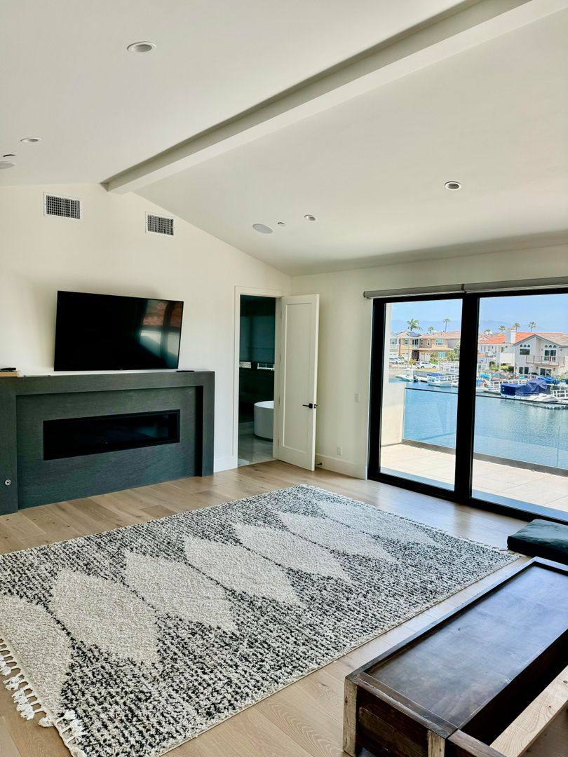 House for rent at 2120 Green Castle Way, Oxnard, CA 93035