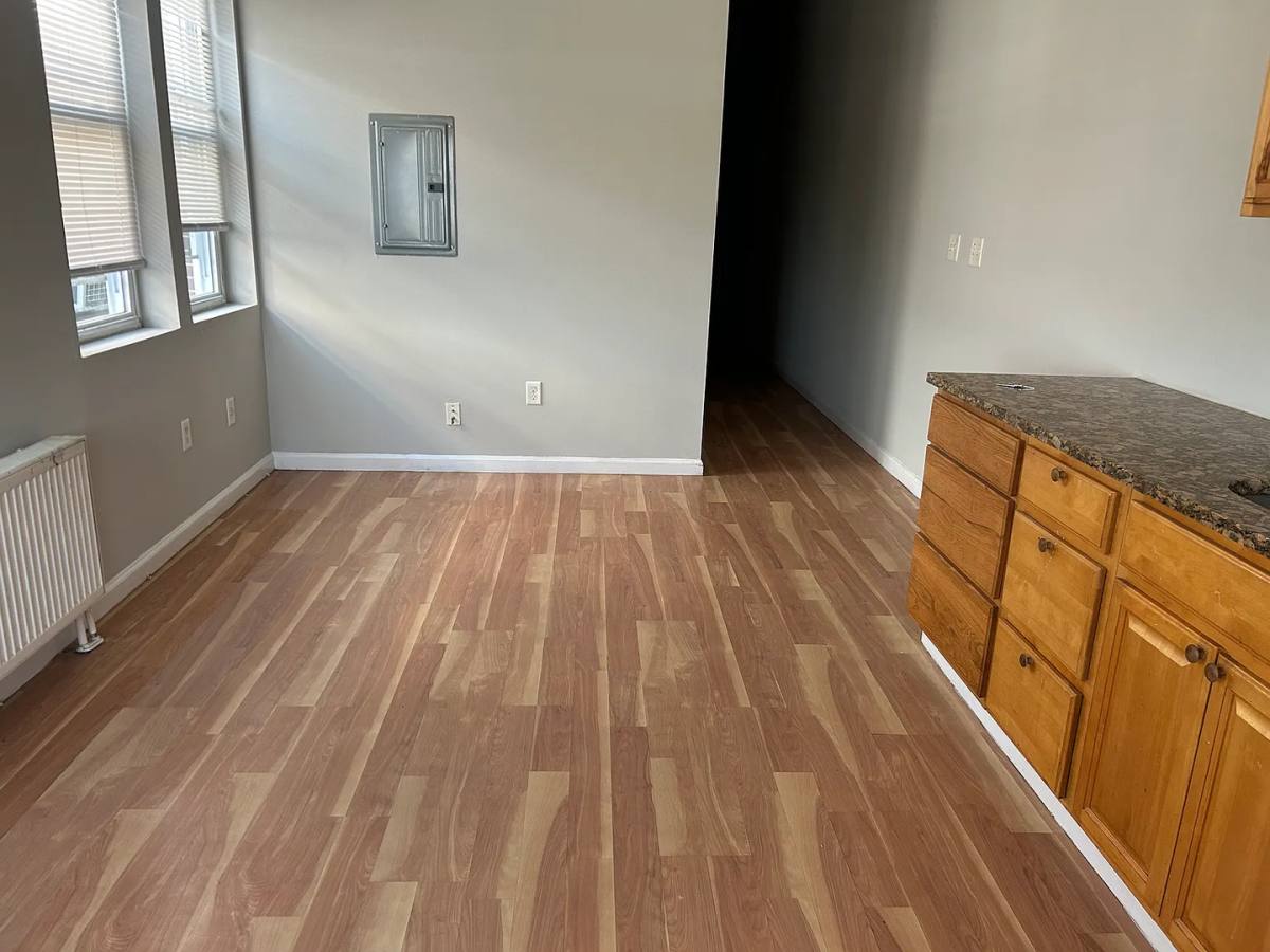 Apartment for rent at 7327-31 W Chester Pike, Upper Darby, PA 19082