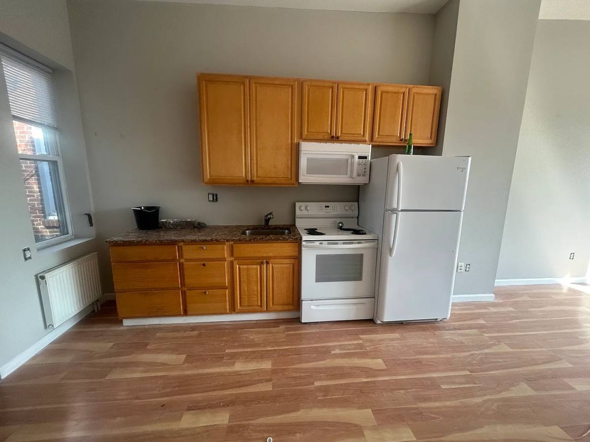 Apartment for rent at 7327-31 W Chester Pike, Upper Darby, PA 19082