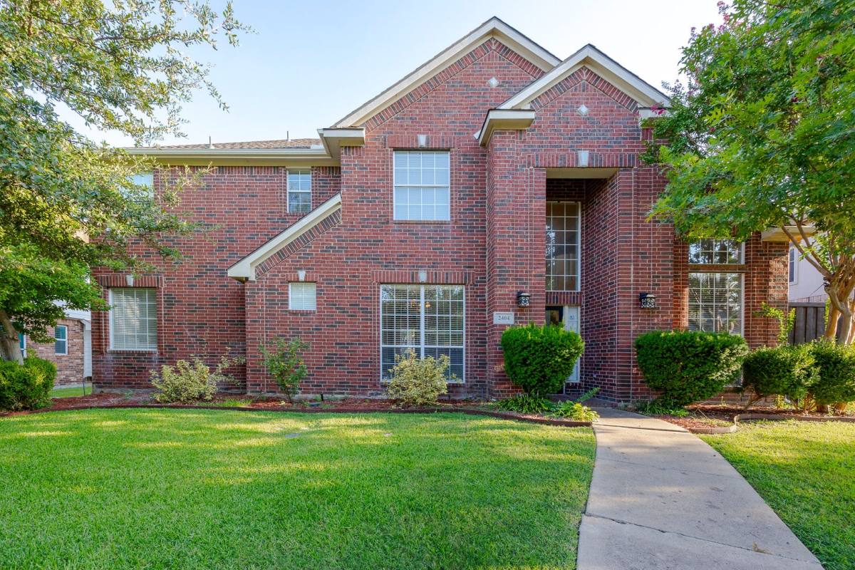 House for rent at 2404 Heather Glen Dr, Plano, TX 75025