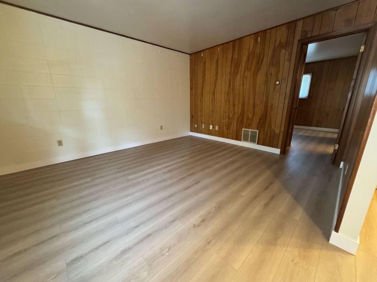 Apartment for rent at 326 W Kenwood Dr, Bloomington, IN 47404