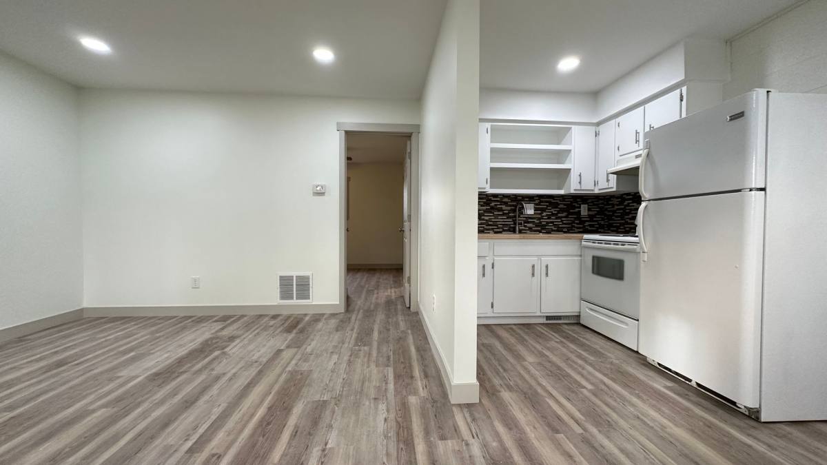 Apartment for rent at 326 W Kenwood Dr, Bloomington, IN 47404