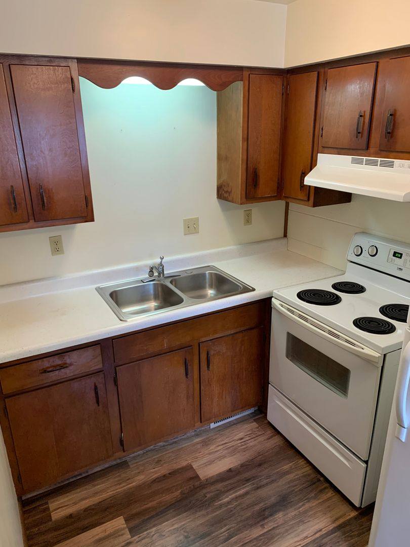 Apartment for rent at 326 W Kenwood Dr, Bloomington, IN 47404
