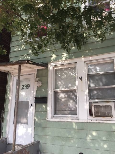 House for rent at 239 Second St, Trenton, NJ 08611