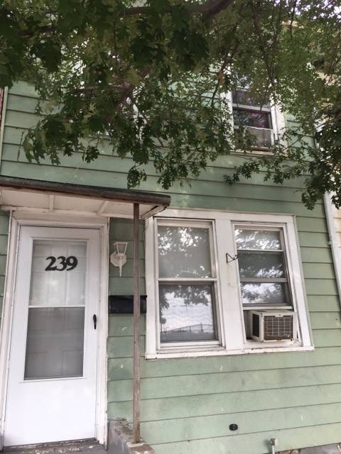 House for rent at 239 Second St, Trenton, NJ 08611