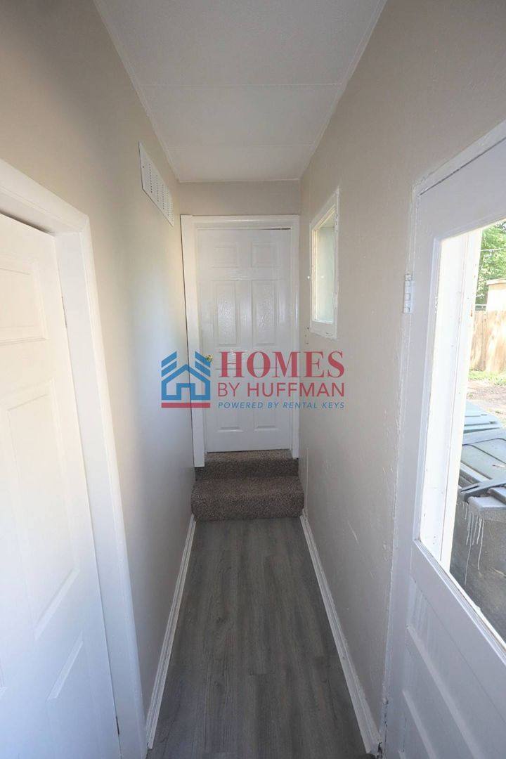 House for rent at 1713 Hawthorne Ave, Evansville, IN 47714