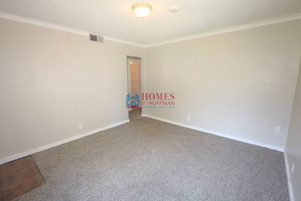 House for rent at 1713 Hawthorne Ave, Evansville, IN 47714