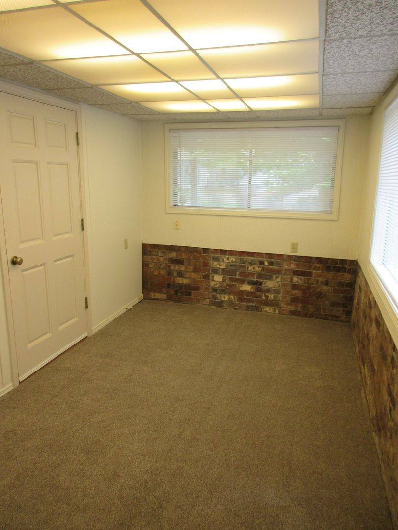 Apartment for rent at 1095 Waller St SE, Salem, OR 97302
