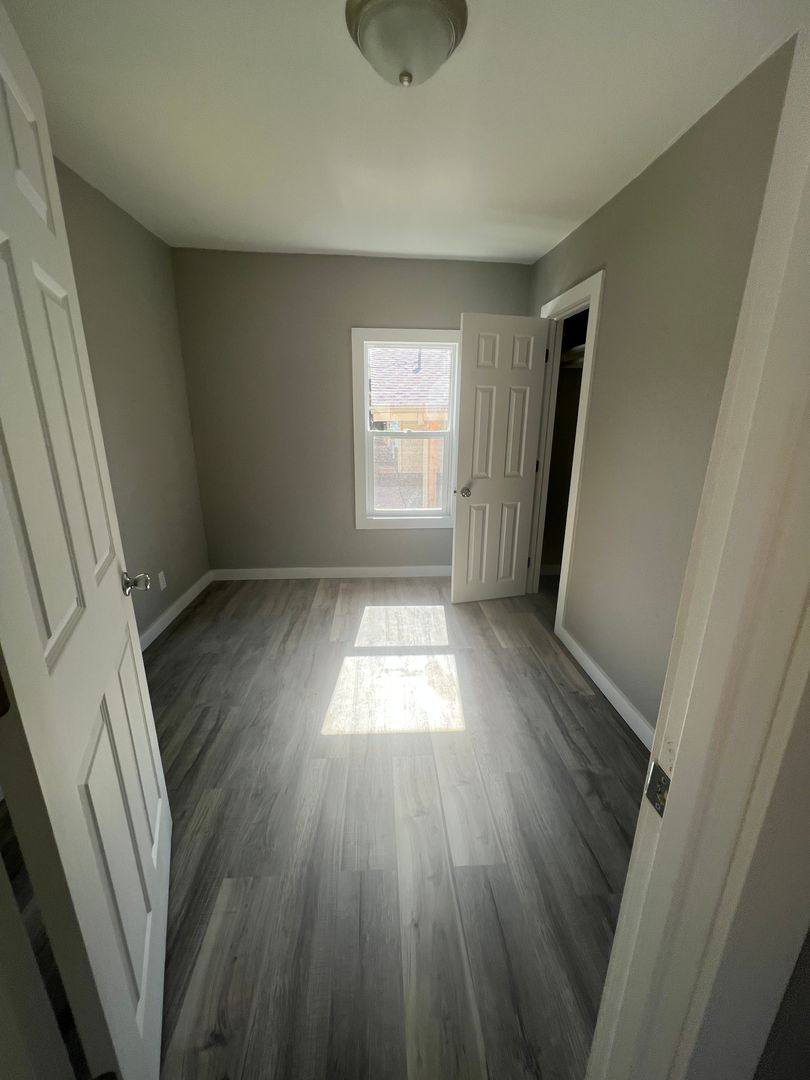 House for rent at 2142 W Chestnut St, Springfield, MO 65802