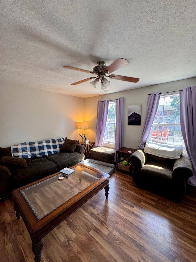 Apartment for rent at 1029 Shenandoah St, Harrisonburg, VA 22802