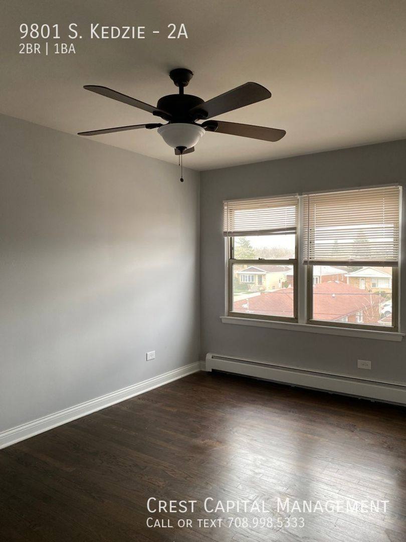 Apartment for rent at 9801-11 S Kedzie Ave, Evergreen Park, IL 60805