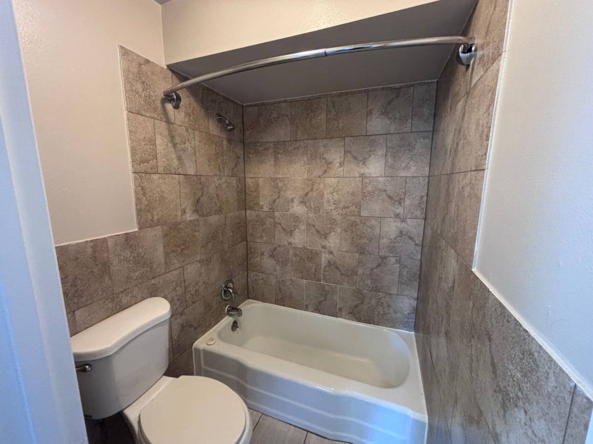 Apartment for rent at 12567 Old Tesson Rd, Saint Louis, MO 63128