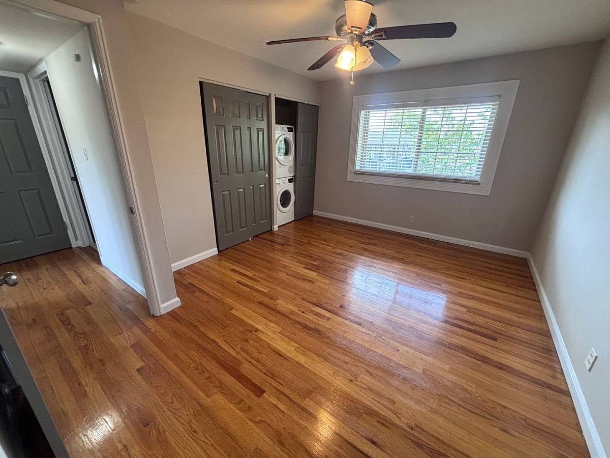 Apartment for rent at 12567 Old Tesson Rd, Saint Louis, MO 63128