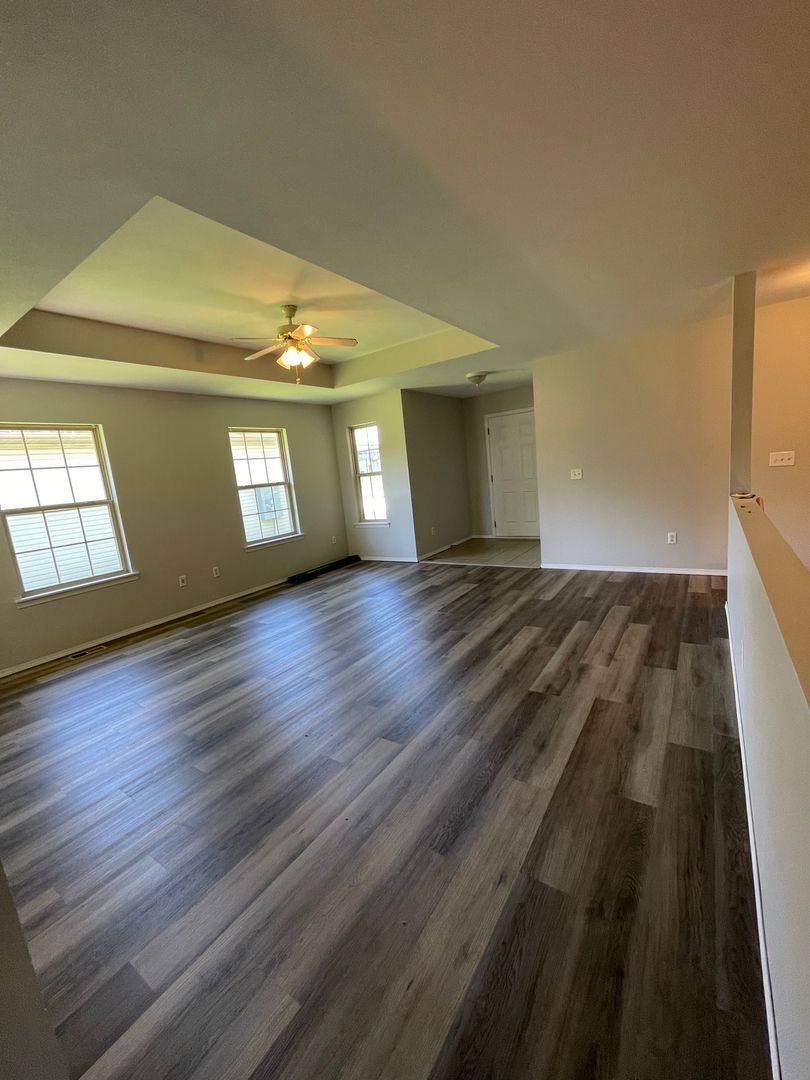 House for rent at 2202 W Jonquil Lane, Ozark, MO 65721
