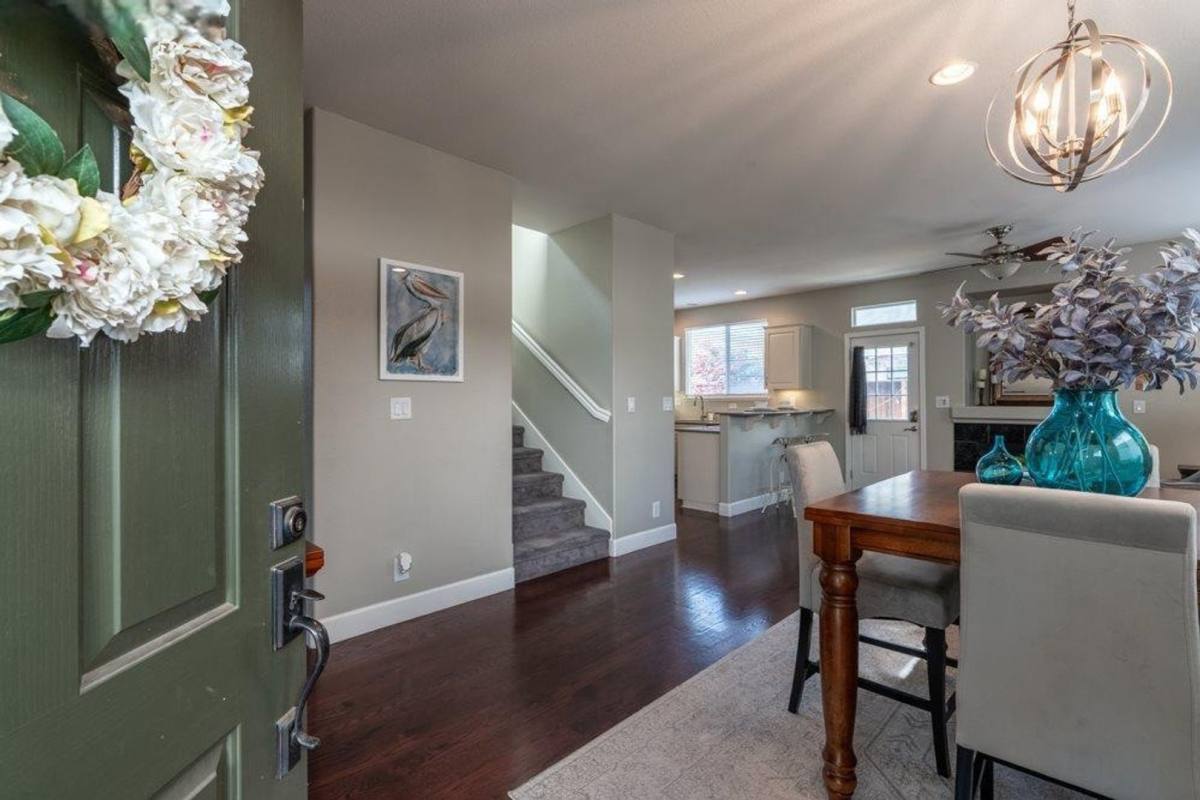 House for rent at 7 Sanderling Court, Alameda, CA 94501