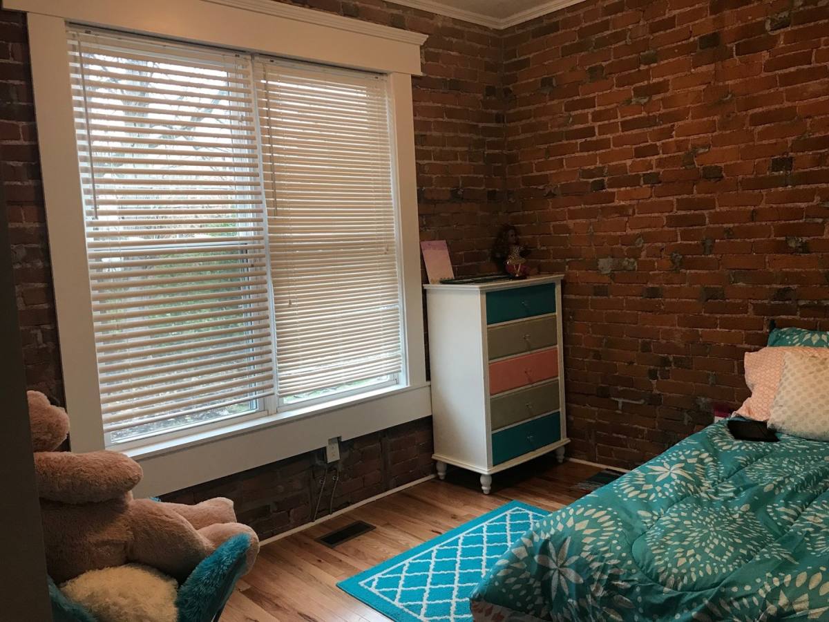 Apartment for rent at 1614-1620 Clifton Ave, Columbus, OH 43203