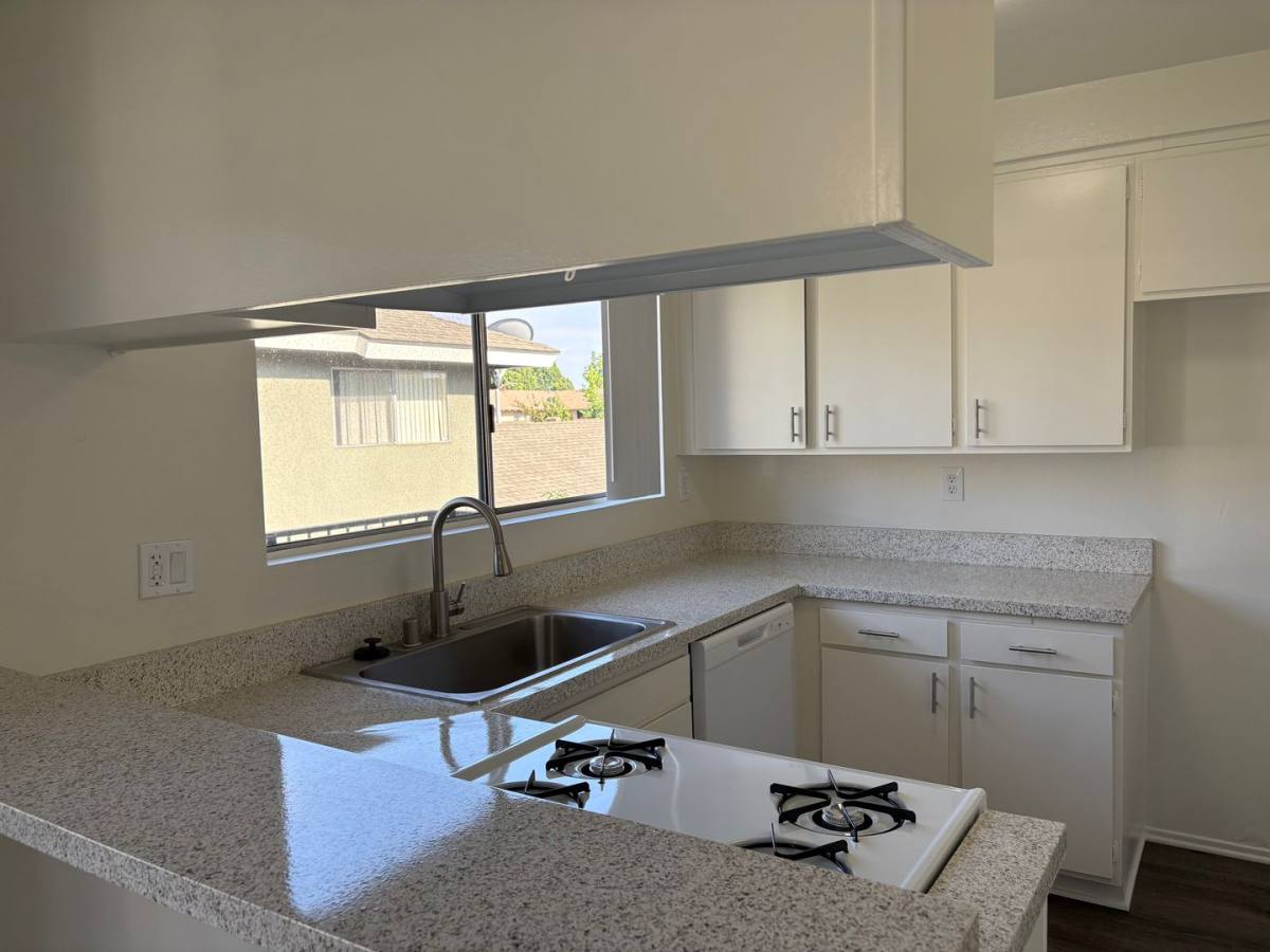 Apartment for rent at 2229 E Franzen Ave, Santa Ana, CA 92705