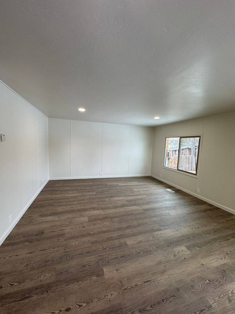 House for rent at 1543 Dayton, Klamath Falls, OR 97603