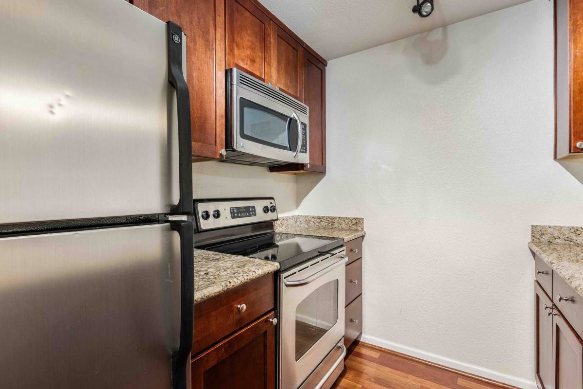 Condo for rent at 13426 Greenwood Ave N #306, Seattle, WA 98133