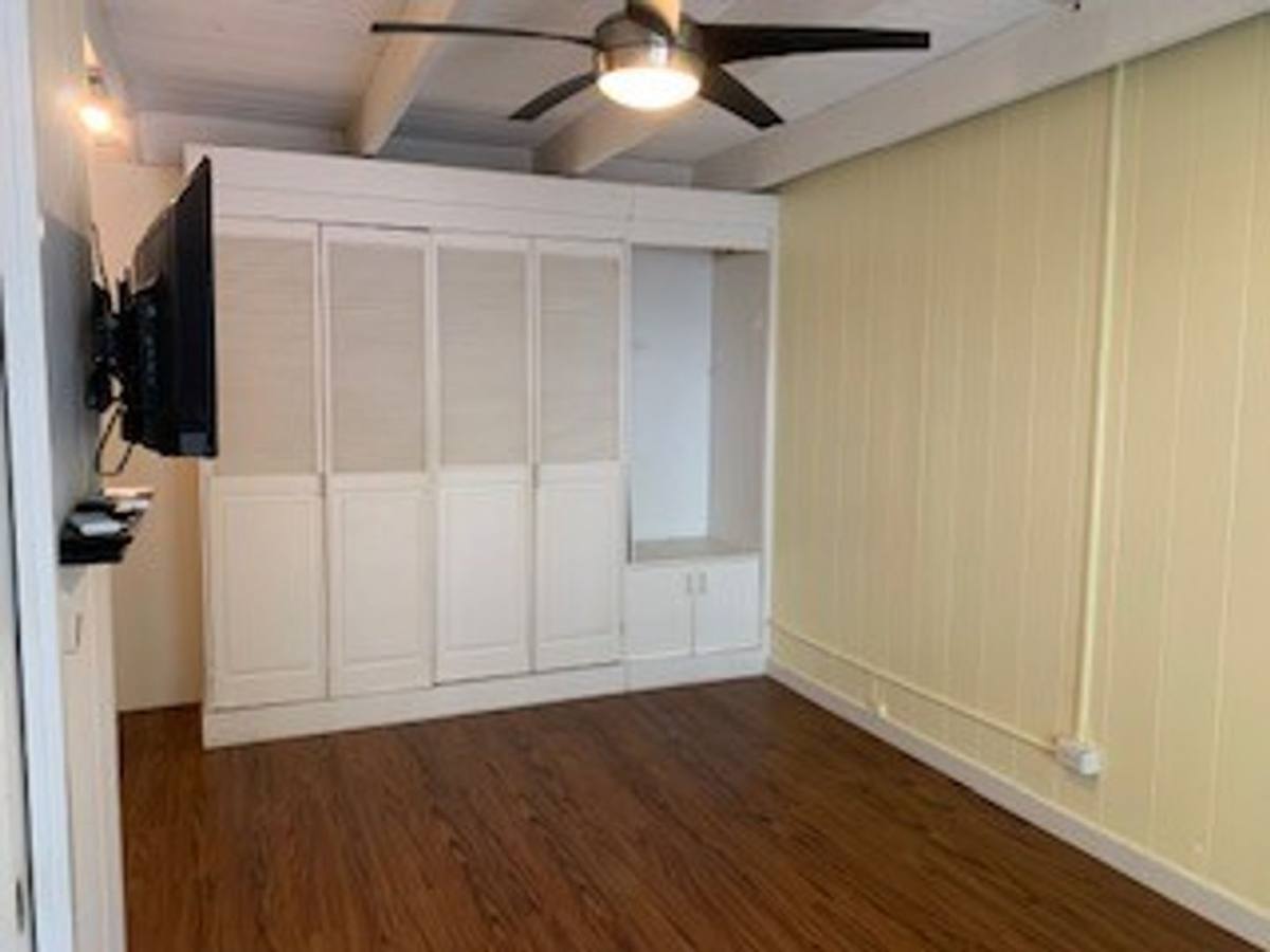 Apartment for rent at 234 Ohua Ave, Honolulu, HI 96815