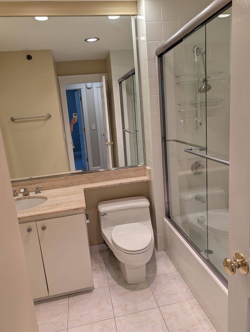 Apartment for rent at 416 Commonwealth Ave #202, Boston, MA 02215