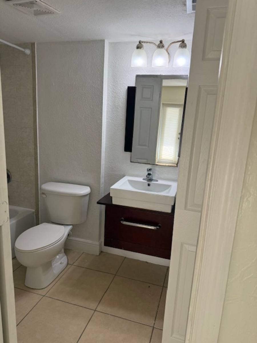 Apartment for rent at 900 S Peninsula Dr #113, Daytona Beach, FL 32118