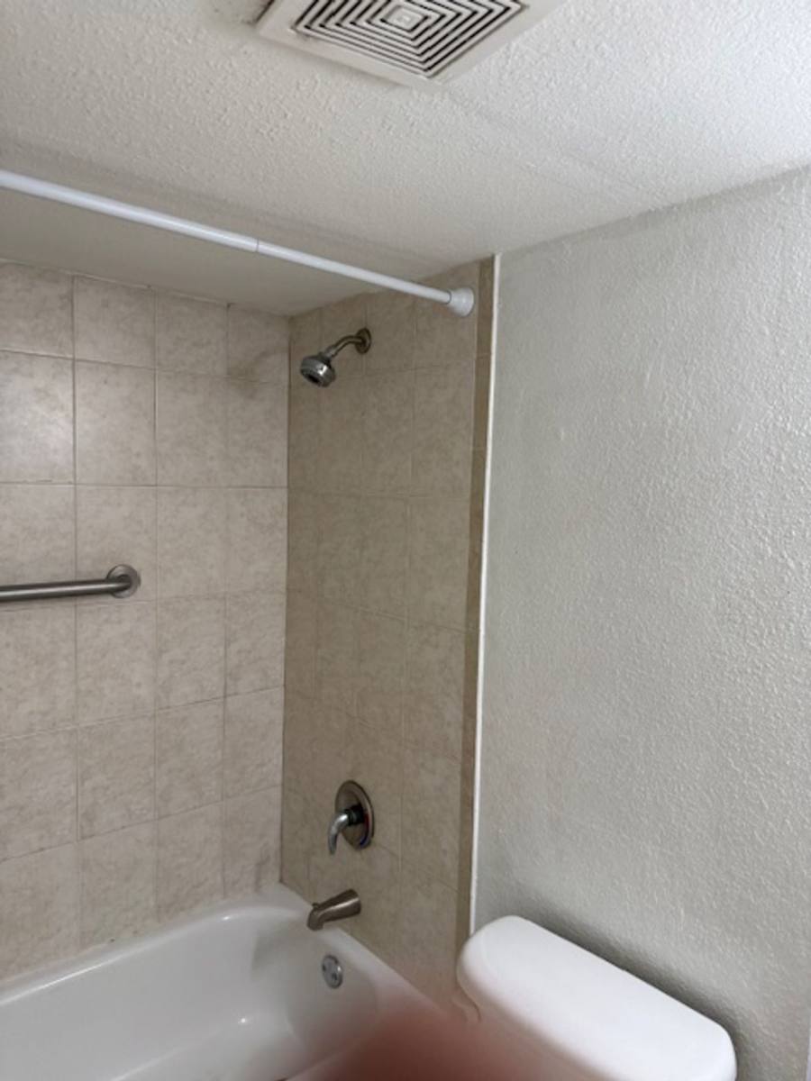 Apartment for rent at 900 S Peninsula Dr #113, Daytona Beach, FL 32118