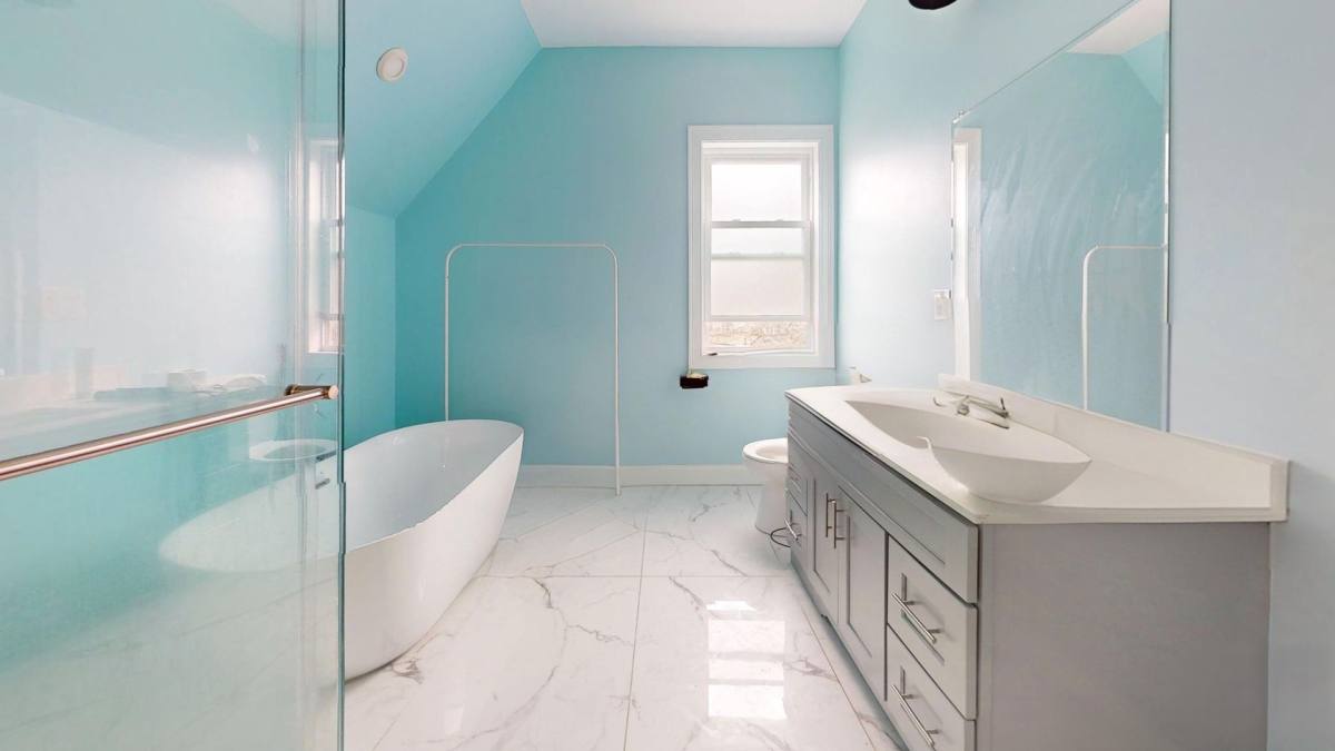 Apartment for rent at 346 Cherry St #12, West Newton, MA 02465