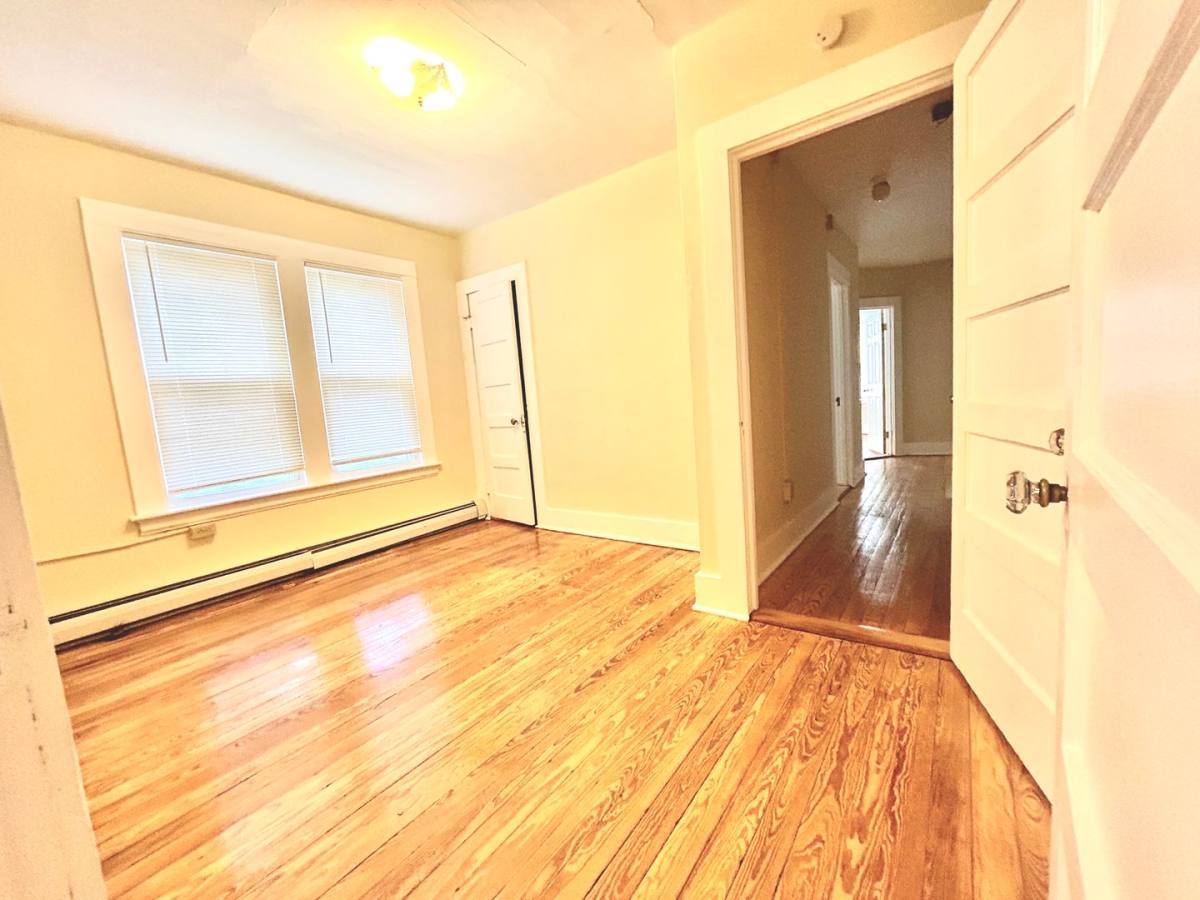 Apartment for rent at 1017-1023 W Main St, Waterbury, CT 06708
