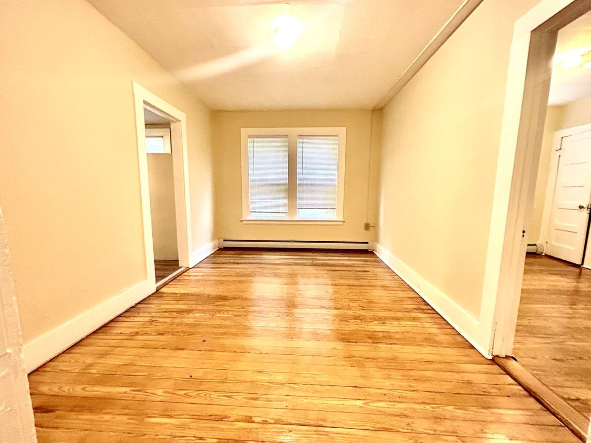 Apartment for rent at 1017-1023 W Main St, Waterbury, CT 06708