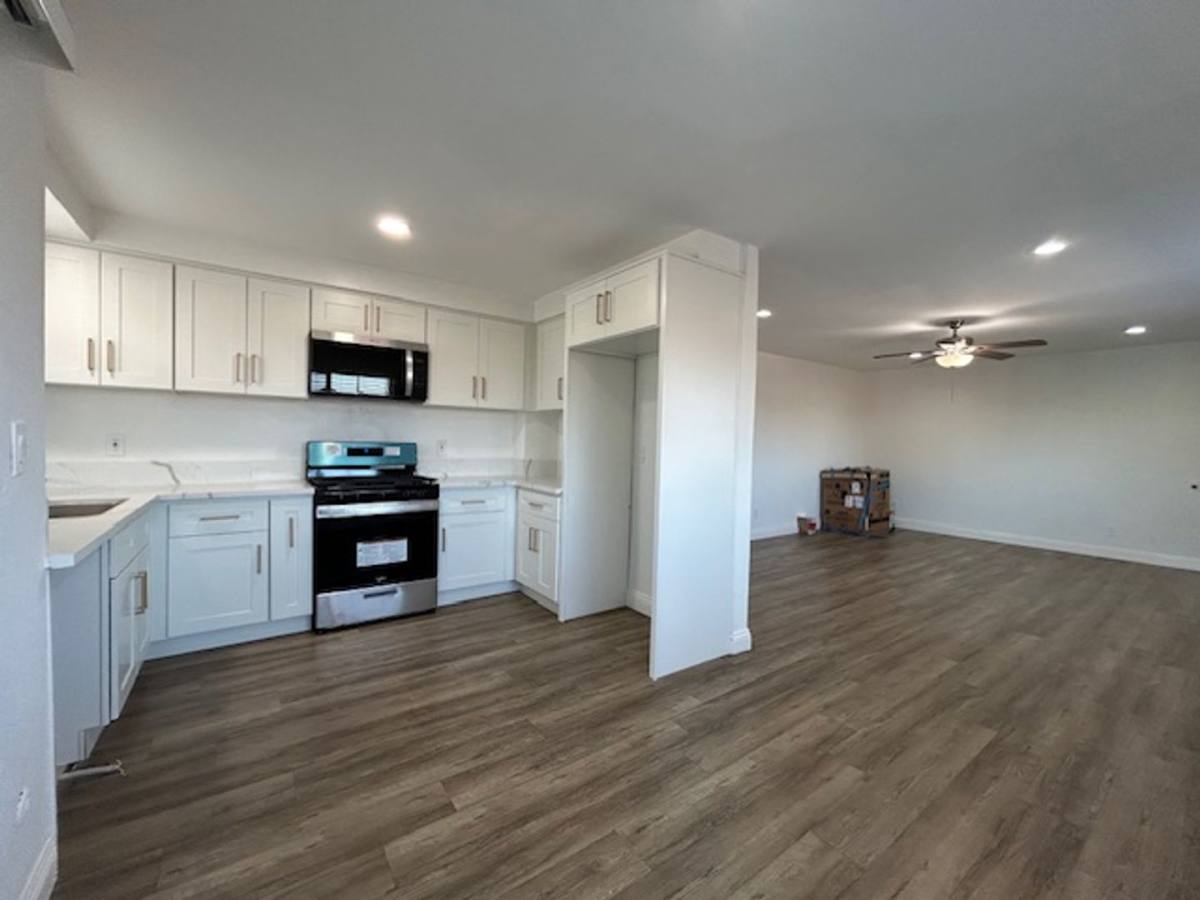 Apartment for rent at 2211 S Grand Ave, San Pedro, CA 90731