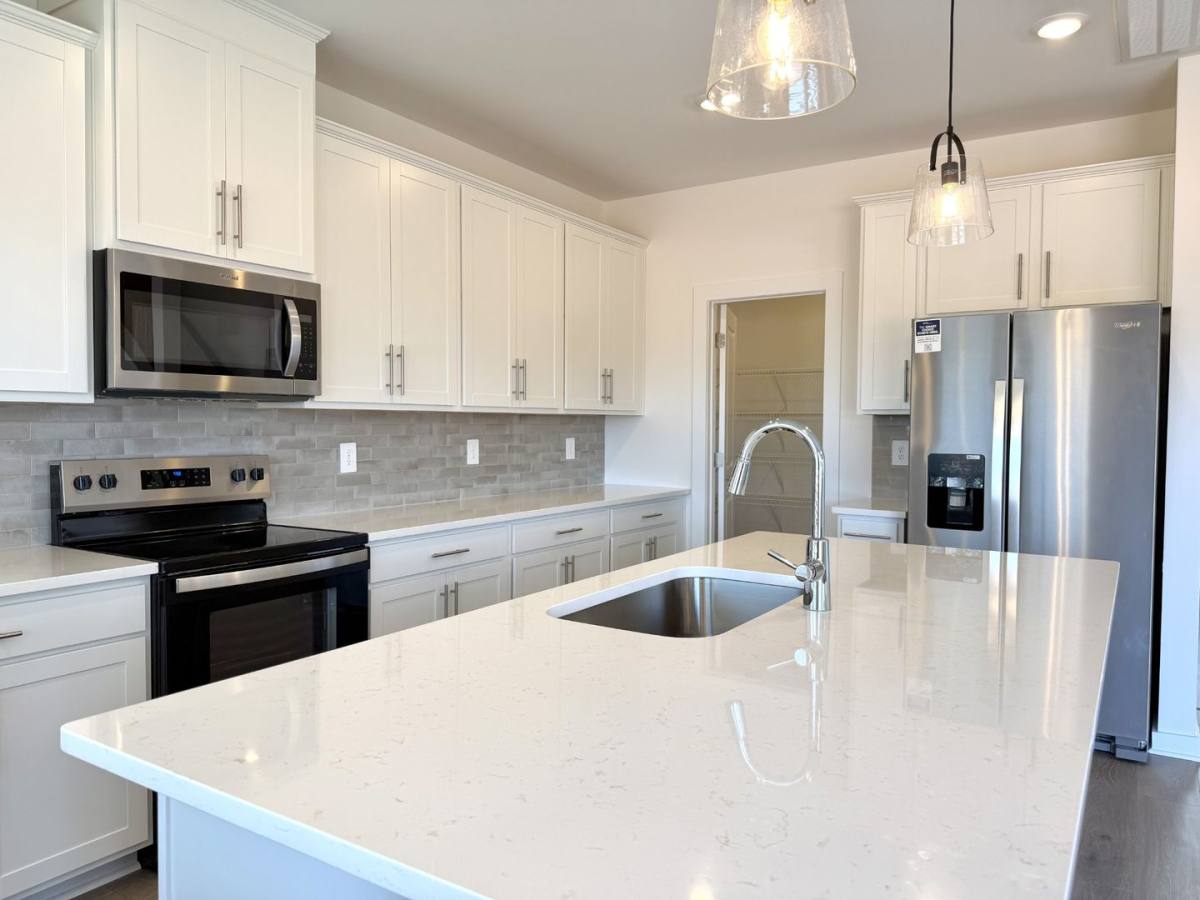 House for rent at 2372 Woodmeadow Dr, Clarksville, TN 37043