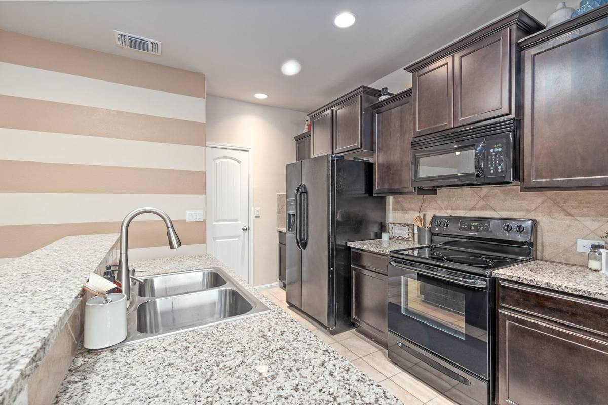 Townhouse for rent at 516 E Slaughter Lane, Austin, TX 78744