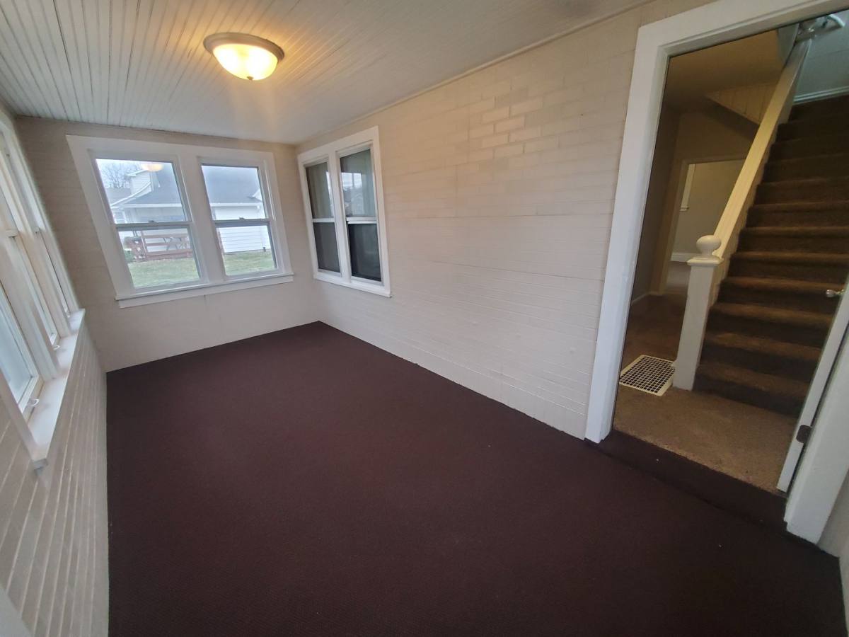 240 E Dunham Ave, Des Moines, IA 50315 - House for Rent - Image 1