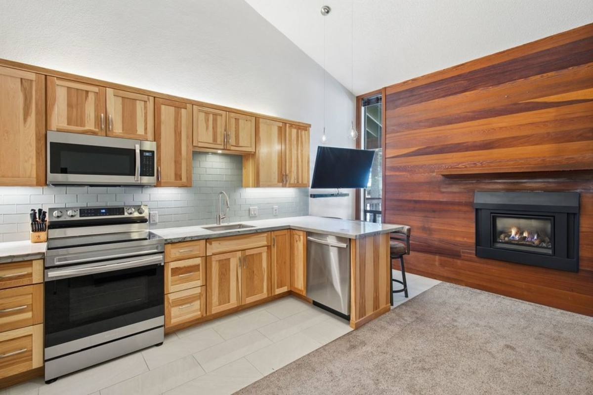 Apartment for rent at 1300 Regency Way, Truckee, CA 96161