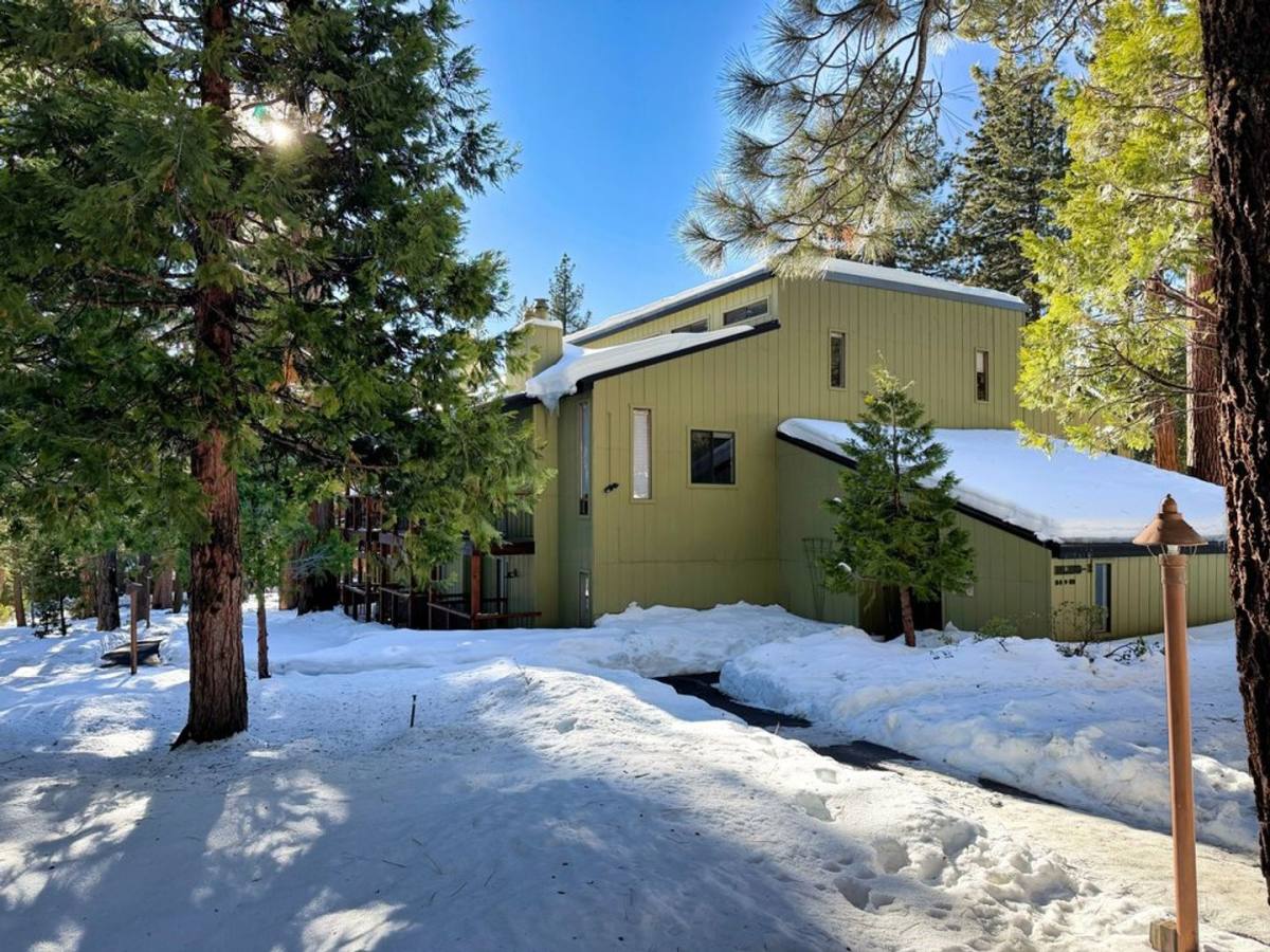 Apartment for rent at 1300 Regency Way, Truckee, CA 96161