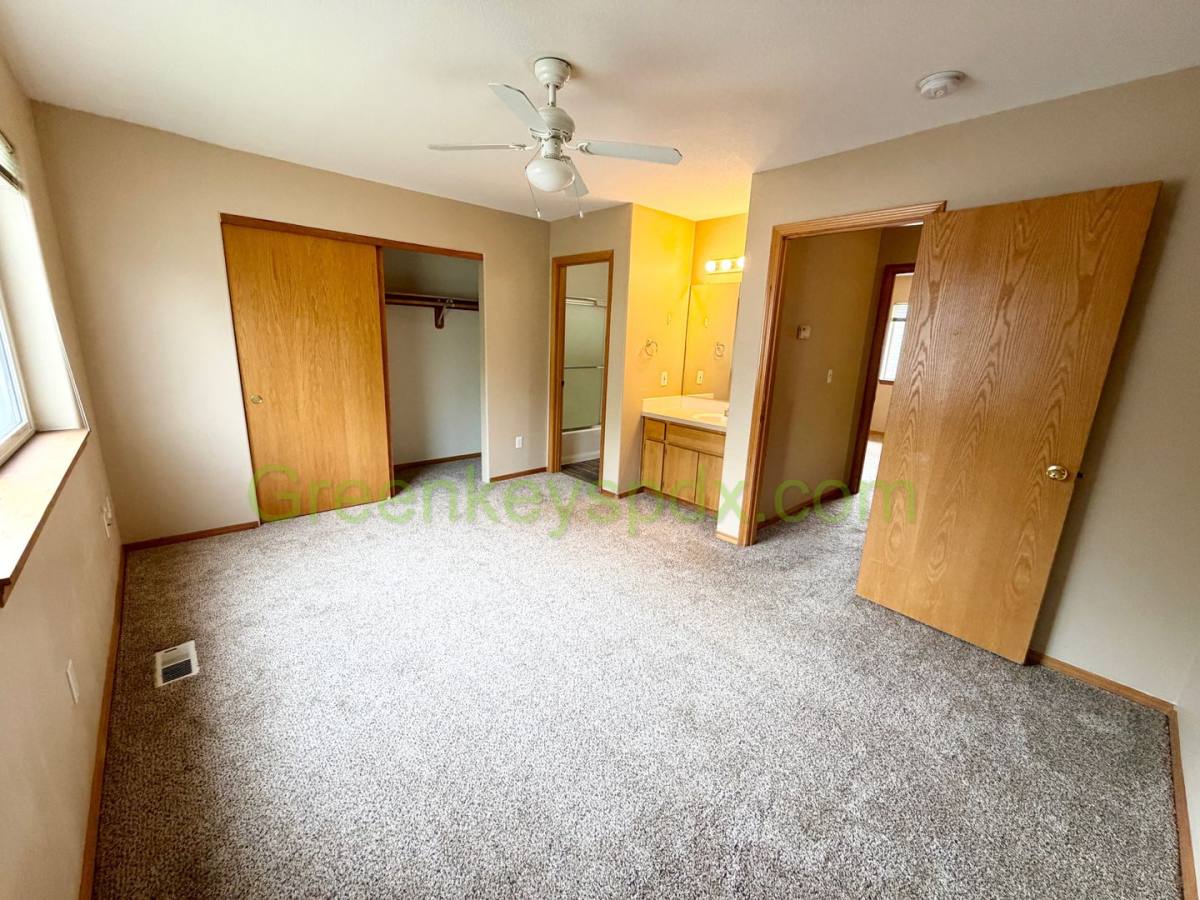 Apartment for rent at 1022 - 1034 NE Lija Loop, Portland, OR 97211