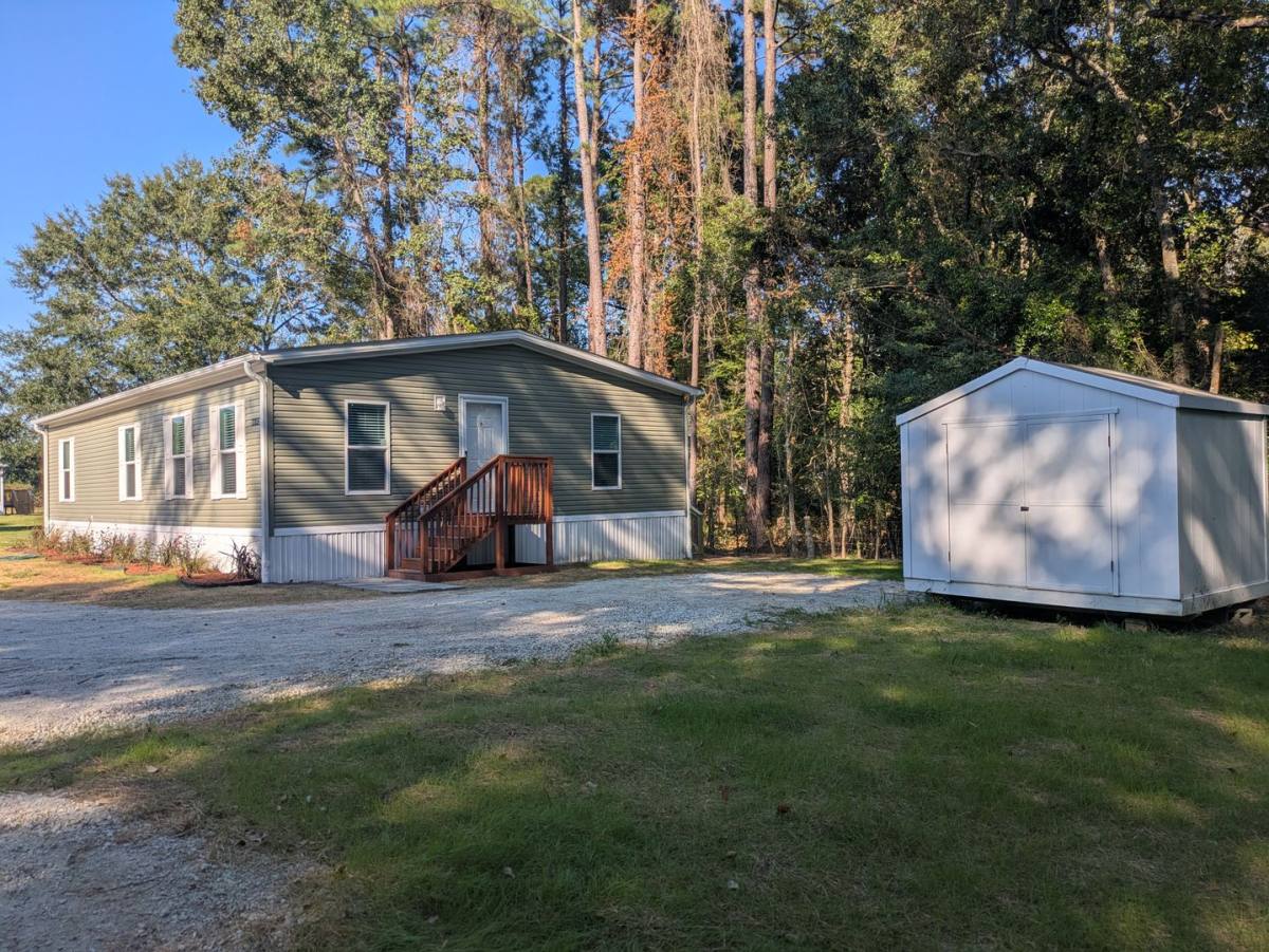 House for rent at 1118 F Old Tar Landing Rd, Jacksonville, NC 28540