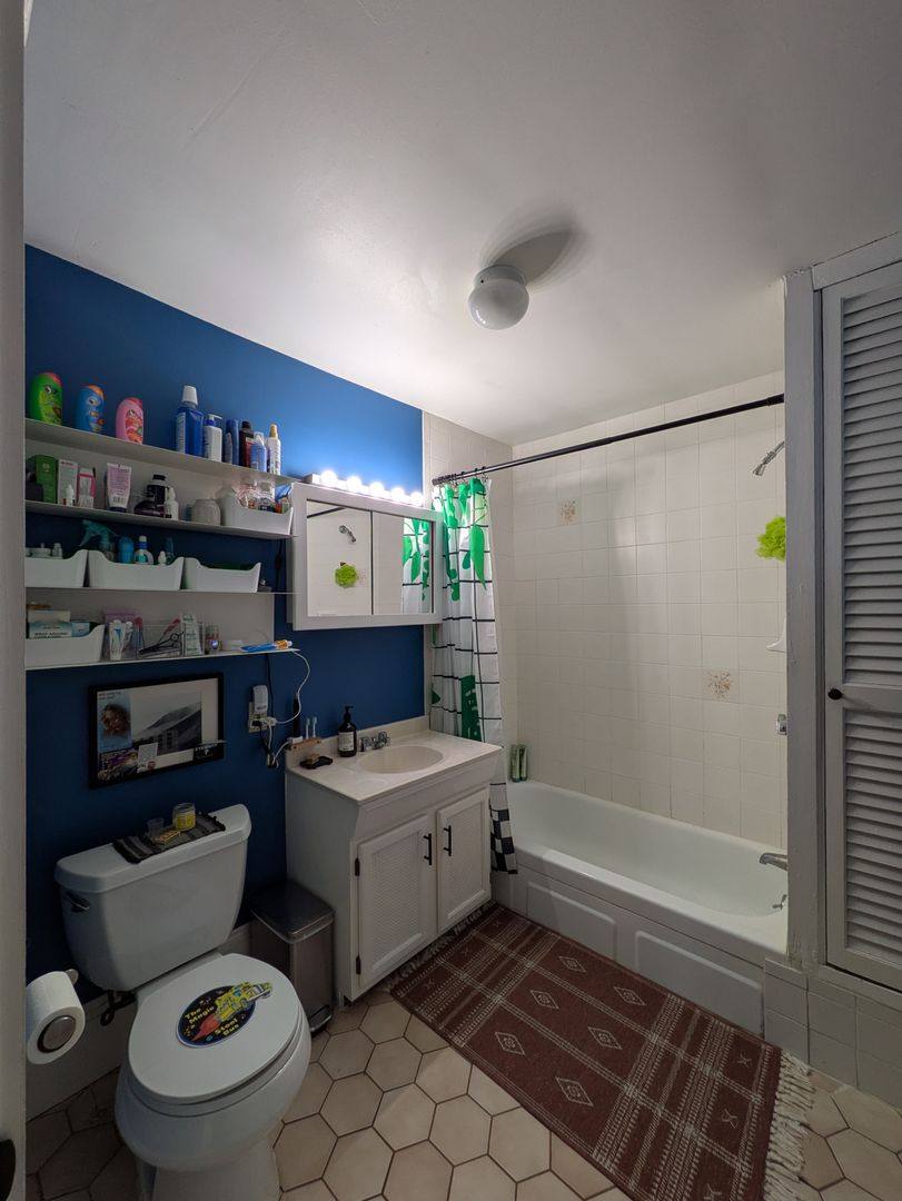 Apartment for rent at 154 Kilsyth Rd, Hinsdale, MA 01235