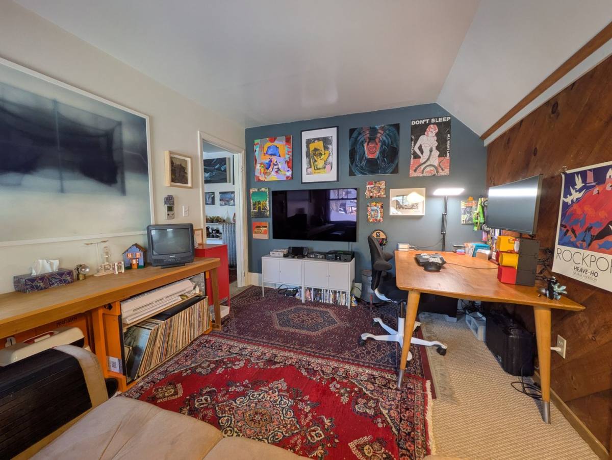 Apartment for rent at 154 Kilsyth Rd, Hinsdale, MA 01235