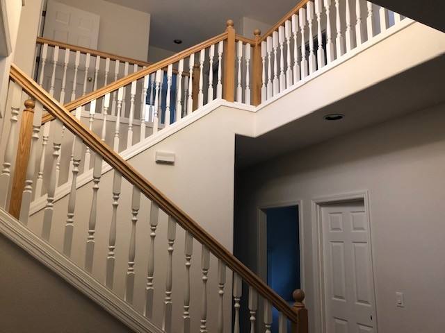 House for rent at 4146 NW Oxbridge Dr, Portland, OR 97229