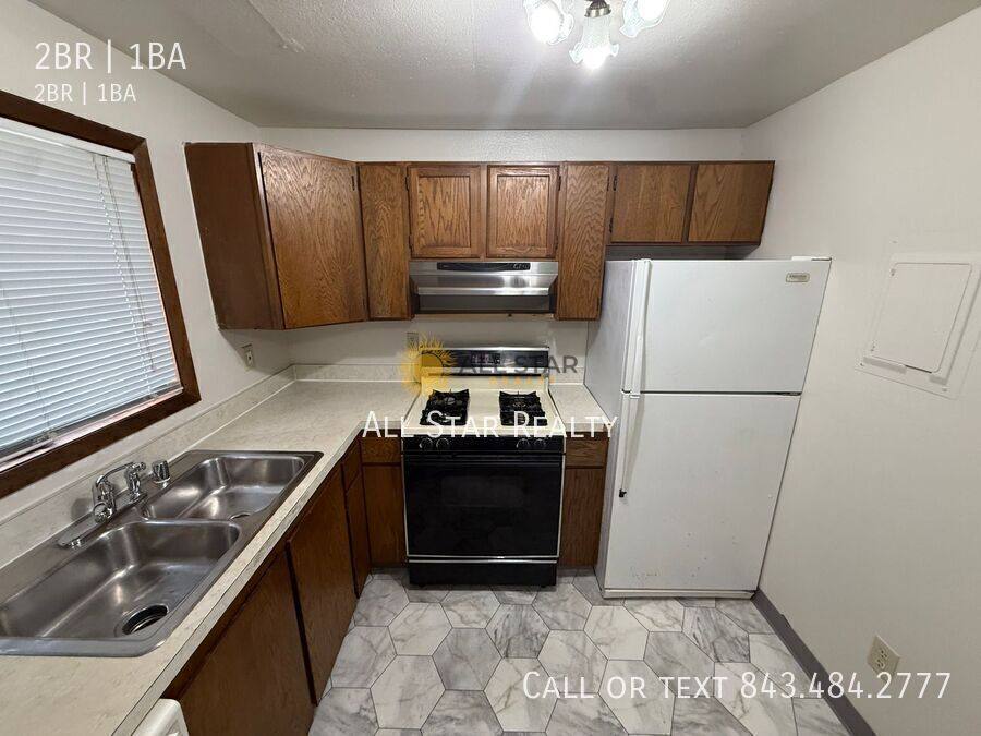 Apartment for rent at 533 N Price #2, Anchorage, AK 99508