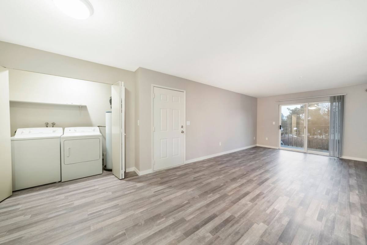 Apartment for rent at 1825 - 1827 E Division St, Mount Vernon, WA 98274